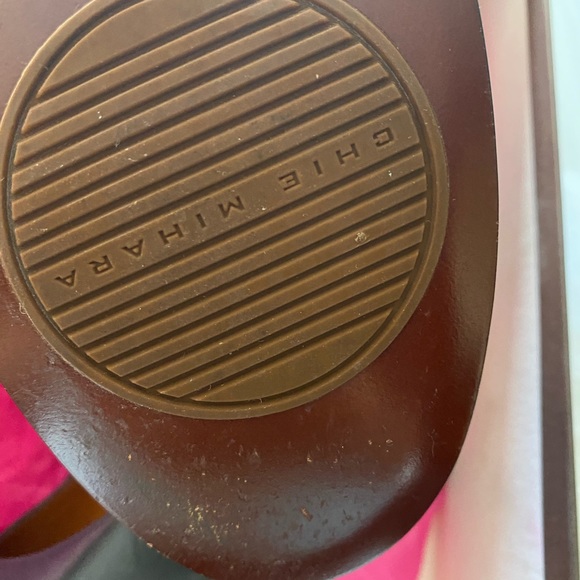 Chie Mihara Sacude Sz.9.5 - Picture 14 of 14